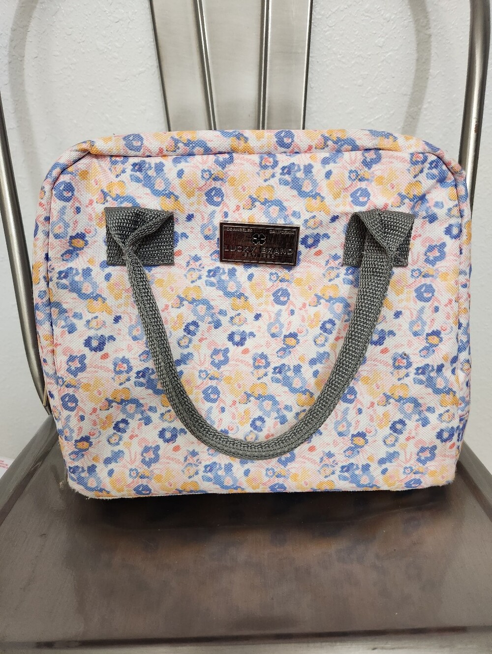 Lucky Brand Floral Insulated Lunch Bag Tote